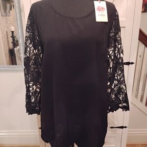 Entro Black Blouse